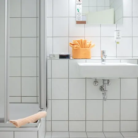 维尔纳酒店 酒店